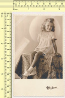 REAL PHOTO - Cute Curly Kid Girl , Fillette Vintage Old Photo - Anonyme Personen