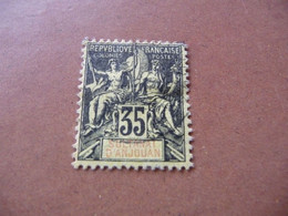 TIMBRE   ANJOUAN       N  17      COTE  15,00  EUROS   OBLITERE - Used Stamps