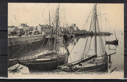Delcampe - CPA 50 - BARFLEUR   ( Ref 50-131 ),Embarquement Des Pommes De Terre Pour L'Angleterre - Barfleur