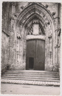 Delcampe - D17 - MARANNES - PORTAIL DE L'EGLISE SAINT PIERRE (XIVe Siècle) - CPSM Dentelée Petit Format En Noir Et Blanc - Marennes