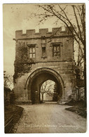 Ref 1428 - Early Postcard - The Abbey Gateway Tewkesbury - Gloucestershire - Altri & Non Classificati
