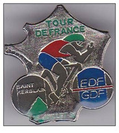 SP04 Pin's  Vélo Cyclisme Tour De France EDF GDF Saint Herblain Loire  Achat Immédiat - Cyclisme