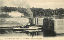 ENVIRONS D'ELBEUF - Saint Aubin, L'écluse Et Le Château, Un Remorqueur. - Tugboats