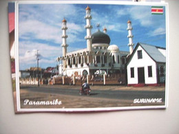 Suriname Paramaribo Met Moskee En Omgeving - Surinam