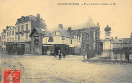 Grandvilliers        60       Place Barbier  Et Halle Au Blé . Tabac: La Civette     (voir Scan) - Grandvilliers