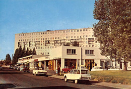 FRESNES - Centre Commercial - Auto-école Pasteur - Voitures - Fresnes