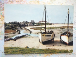 La Plage Et Les Rochers - Kerlouan