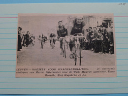 LEUVEN - HOESELT Voor ONAFHANKELIJKEN ( Marcel Paternoster / Lambotte ) 1955 ( Zie Foto Voor Detail ) KRANTENARTIKEL ! - Cyclisme