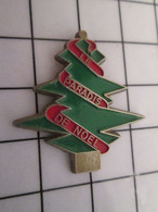 712f Pin's Pins / Beau Et Rare / THEME : NOEL / SAPIN LE PARADIS DE NOEL - Navidad