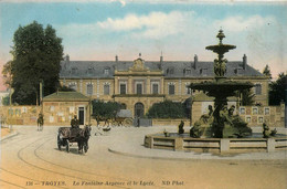 Troyes * La Fontaine Argence Et Le Lycée - Troyes