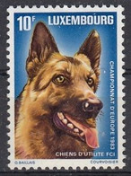 LUXEMBOURG 1084,used,dogs - Used Stamps