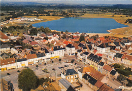 61-LE-MELE-SUR-SARTHE- VUE PANORAMIQUE AERIENNE LA PLACE , LE LAC - Le Mêle-sur-Sarthe