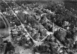 61-BAGNOLES-DE-L'ORME- L'EGLISE ET LES VILLAS , VUE AERIENNE - Bagnoles De L'Orne