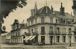 Château Du Loir * Le Grand Hôtel * Café * Rue De La Commune * Automobile Voiture Ancienne - Chateau Du Loir