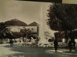 Cartolina Brindisi Piazza Cairoli Anni 40/50 Fontana - Brindisi