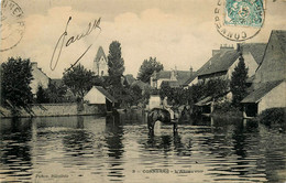 Connerré * L'abreuvoir * Vue Sur Le Village * Lavoirs - Connerre