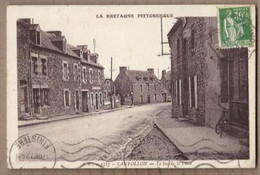 CPA 22 - LANVOLLON - Le Bas De La Place - TB PLAN Rue CENTRE VILLAGE Hôtel à Gauche + MOBILOIL + TB Oblitération - Lanvollon