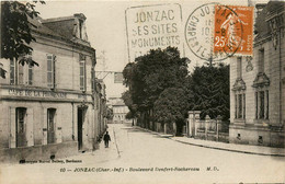 Jonzac * Boulevard Denfert Rochereau * Café Hôtel De La Promenade - Jonzac