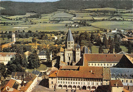 71-CLUNY-VUE AERIENNE L'ABBAYE XIe ET XIIe S ET ECOLE DES ARTS ET METIERS - Cluny