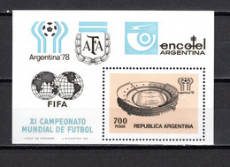 ARGENTINE BLOC N° 18  NEUF SANS CHARNIERE   COTE 4.00€    FOOTBALL  STADE - Blocks & Sheetlets