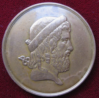 Medaille En Bronze Société Médicale Du 9me Arrondissement De Paris - Professionali / Di Società