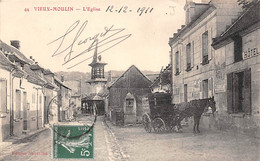 Vieux-Moulin      60        Rue  De L'église Et Attelage Devant Hôtel         (voir Scan) - Sonstige & Ohne Zuordnung