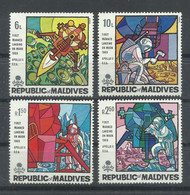 MALDIVAS  YVERT  290/93  MNH  ** - Maldives (1965-...)