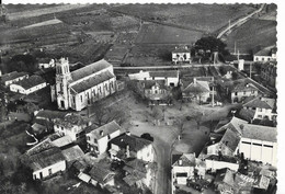 - LEON C/ Castets -- Vue Générale Aérienne Sur L'Eglise Et La Place - Castets