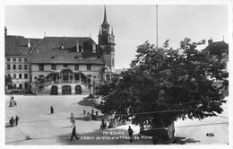 Fribourg L'Hôtel De Ville Et Le Tilleul De Morat - Murten