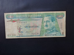 GUATEMALA : 1 QUETZAL   3.1.1986   P 66     TB * - Guatemala