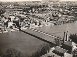CASSENEUL   - Le Pont Suspendu Sur Le Lot     CPM  Dentelée - Other & Unclassified