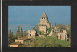 CLERMONT - DESSOUS   -  L'Eglise Romane Et Les Ruines Du Château   CPM - Autres & Non Classés