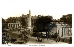 LANCS - SOUTHPORT - THE WAR MEMORIAL RP La2832 - Southport