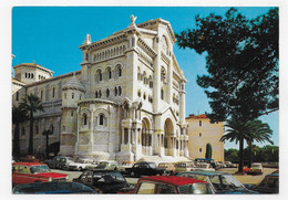 (RECTO / VERSO) MONACO - N° 35 - LA CATHEDRALE AVEC VIEILLES VOITURES - CPSM GF NON VOYAGEE - Catedral De San Nicolás