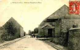 VICQ  = Route De Neauphle Le Chateau    1950 - Other Municipalities