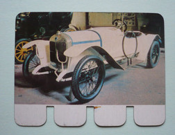 Plaquette  Tôle Pub COOP - " L'auto à Travers Les âges"  SIGMA DE GUYNEMER 1914 - Plaques En Tôle (après 1960)