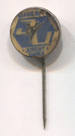 Karate Club JUVENT Zagreb, Vintage Pin, Badge, Abzeichen - Judo