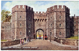 Windsor Castle By Brian Gerald Valentine & Sons - Windsor