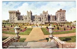 Windsor Castle By Brian Gerald Valentine & Sons - Windsor