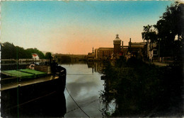 Corbeil * Vue Sur La Seine * Péniche Batellerie - Corbeil Essonnes