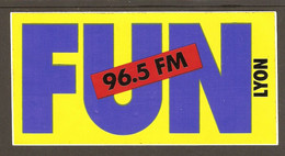 AUTOCOLLANT ADHÉSIF STICKER - RADIO FUN 96.5 FM LYON - Stickers