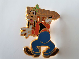 Pins Disney Dingo Wanna Trade / Limited édition / Hauteur 4.2 Cm / 33NAT - Disney