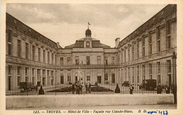 Troyes * Hôtel De Ville * Façade Rue Claude Huez - Troyes