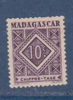MADAGASCAR        N°  YVERT  :   TAXE  31     NEUF AVEC  CHARNIERES      ( CH   1/25 ) - Timbres-taxe