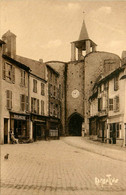 Parthenay * Place Et Porte De L'horloge * Boulangerie - Parthenay