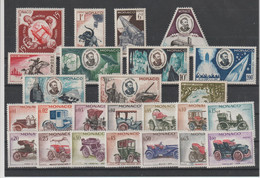 Monaco - Lot De Timbres Neufs* (côte 57 Euros) - Collections, Lots & Séries