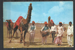 POSTCARD SHIPPED FROM AFGHANISTAN TO ITALY 1975 - DANCING CAMEL - Afganistán