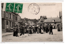 Droué - La Place  , Un Jour De Marché  - TOP  CPA° - Droue