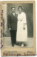 - Grande Photo De Mariage Ancienne Germaine Et François BRANDY, à Paris, 1920, Photo F GARRET, Carton épais, TBE, Scans. - Identifizierten Personen