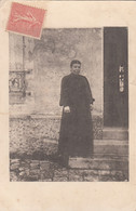 Carte-Photo - Portrait Femme Devant Une Maison - Orléans 1906 - Oblitération Clamart 92 - Photographs
